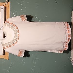 MUR MUR ..NWT.. Hand stiched White Tunic